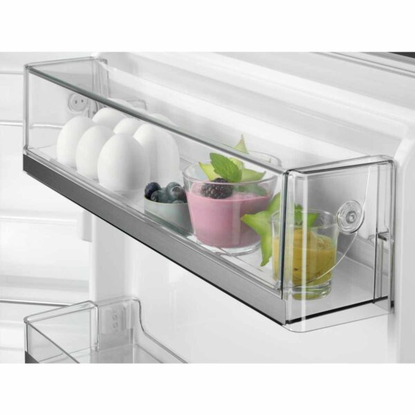 84cm Larder Under Counter Fridge, White - AEG RTB515E1AW - Naamaste London Homewares - 4