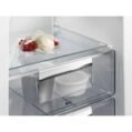 ABE6882E1LS_WH_aeg_freezer_02-compressed.jpg